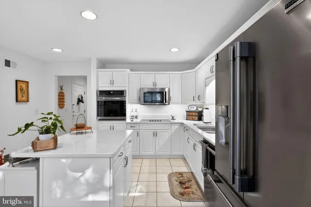 $675,000 | 2 Conifer Court, Princeton, NJ 08540