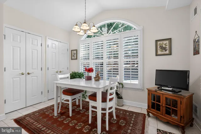 $675,000 | 2 Conifer Court, Princeton, NJ 08540