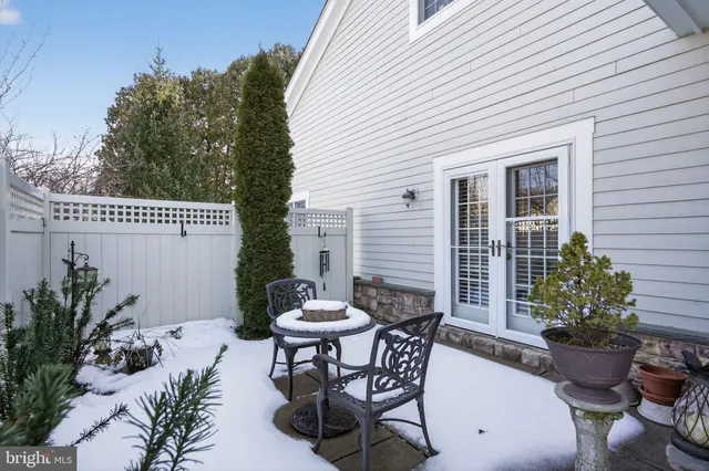 $675,000 | 2 Conifer Court, Princeton, NJ 08540