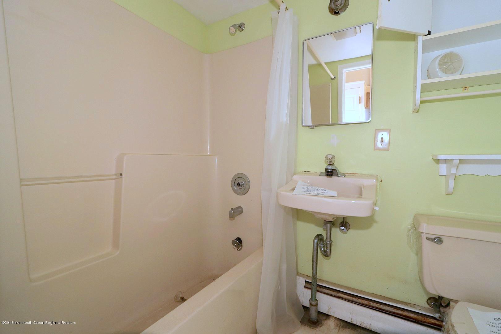 19 Compass Road Waretown, NJ 08758 - Photo 15 of 28 IMG_1195
