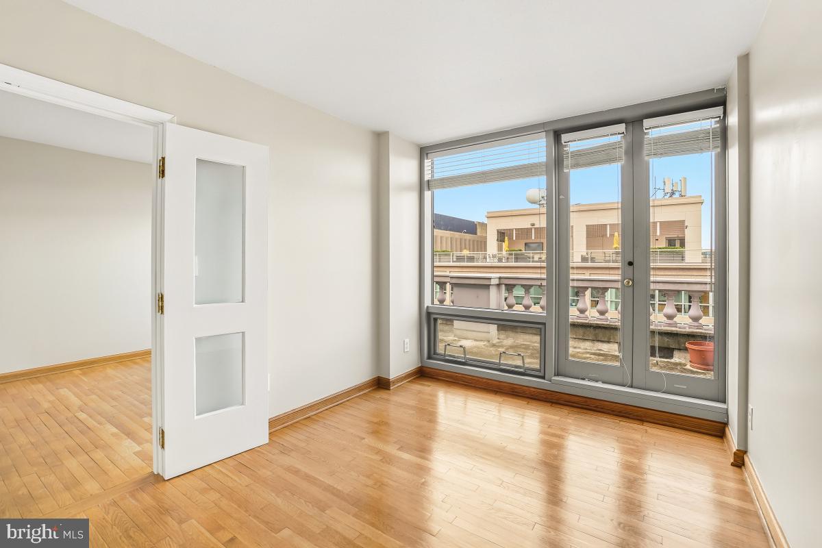 801 Pennsylvania Avenue Northwest, Unit PH06 Washington, DC 20004 - Photo 21 of 38