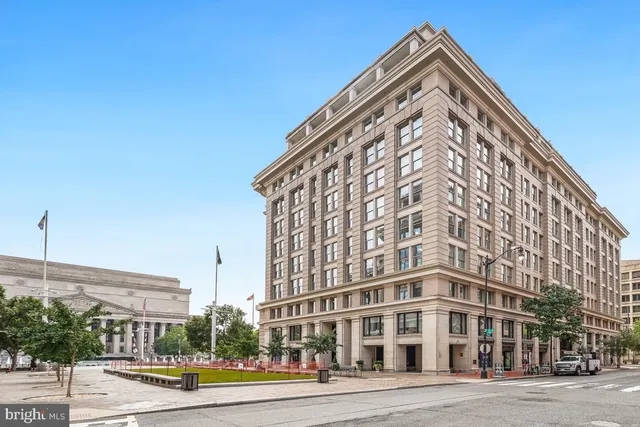 $2,650 | 801 Pennsylvania Avenue Northwest, Unit PH06, Washington, DC 20004