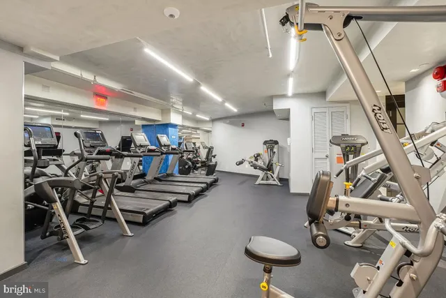 $2,650 | 801 Pennsylvania Avenue Northwest, Unit PH06, Washington, DC 20004