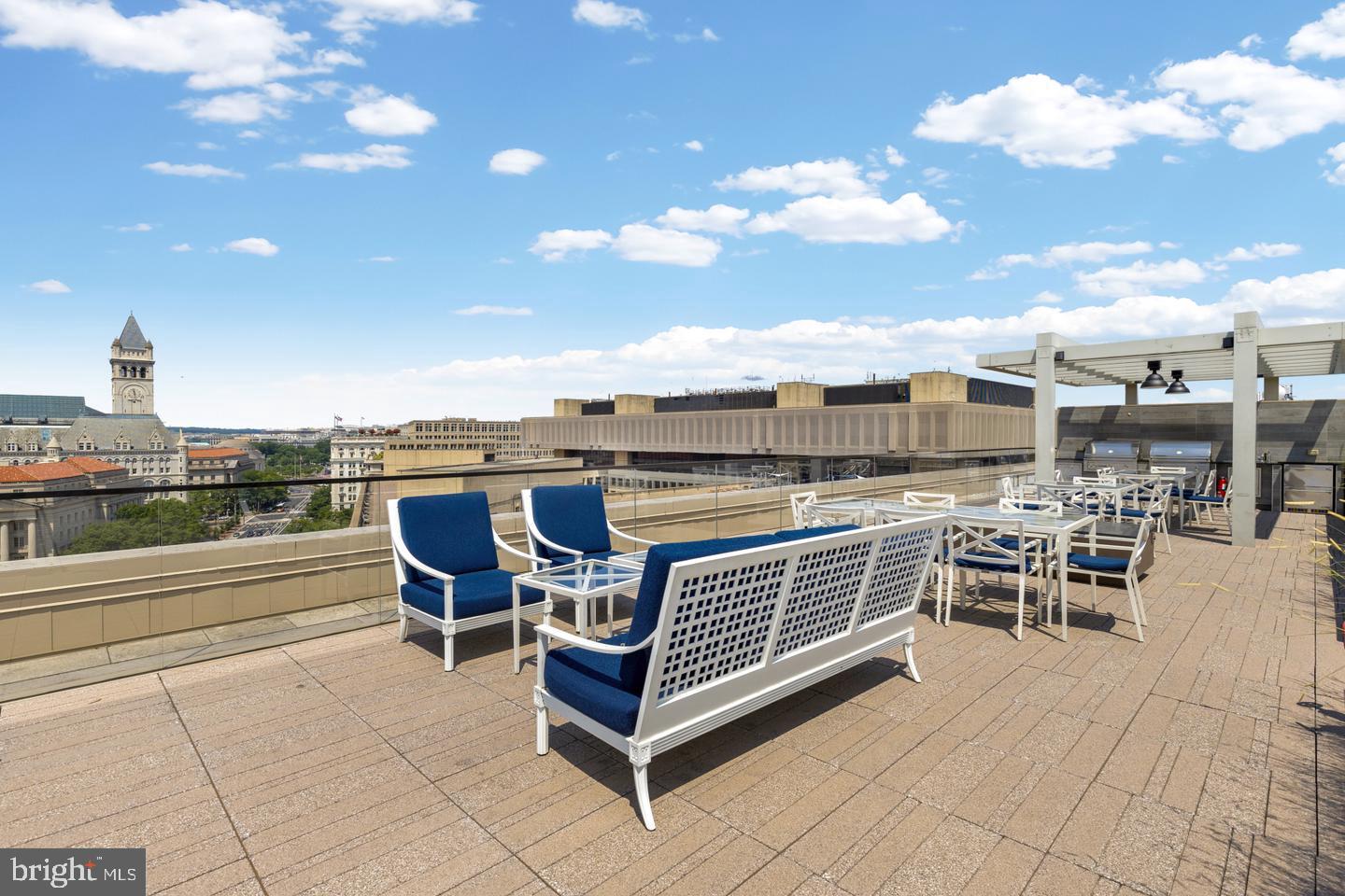 801 Pennsylvania Avenue Northwest, Unit PH06 Washington, DC 20004 - Photo 34 of 38