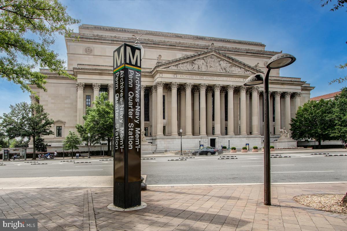 801 Pennsylvania Avenue Northwest, Unit PH06 Washington, DC 20004 - Photo 6 of 38