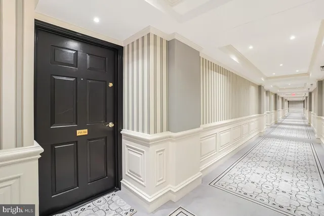 $2,650 | 801 Pennsylvania Avenue Northwest, Unit PH06, Washington, DC 20004