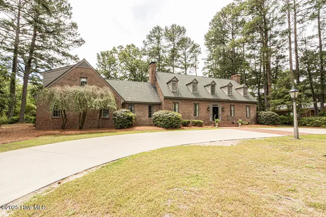 $515,000 | 4001 Lochinvar Lane, Rocky Mount, NC 27804