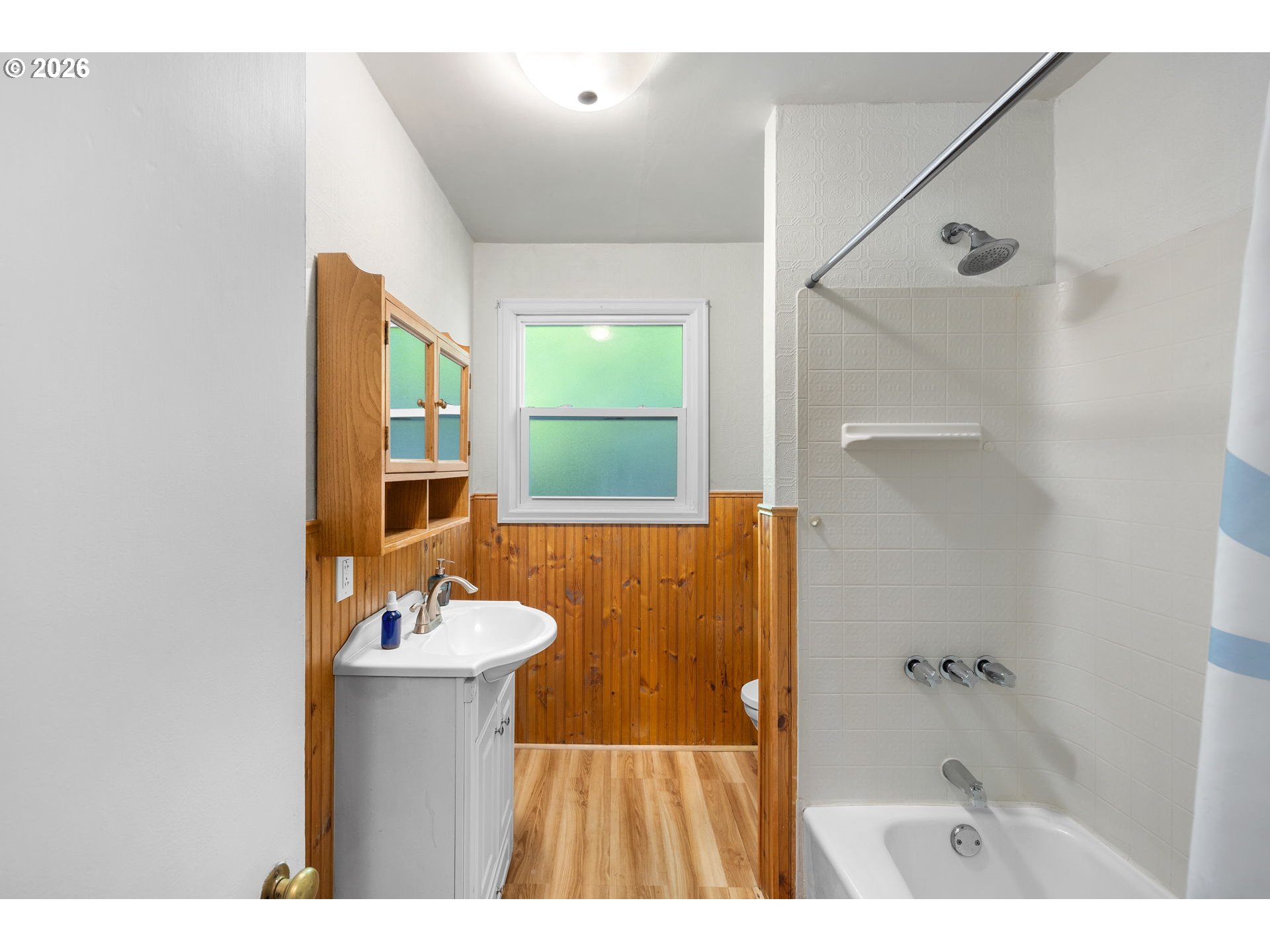 1053 Southeast Barnes Road Gresham, OR 97080 - Photo 13 of 20