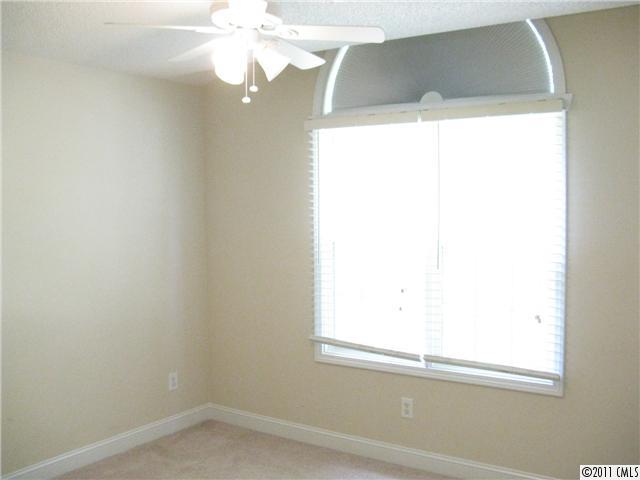 729 Maple Ridge Circle, Unit 255 Salisbury, NC 28147 - Photo 8 of 11 Gallery Image 8