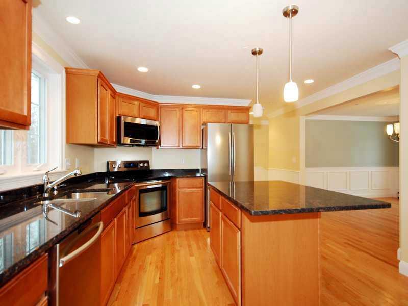 30 Old Colony Lane Cumberland, ME 04021 - Photo 7 of 28 Kitchen.