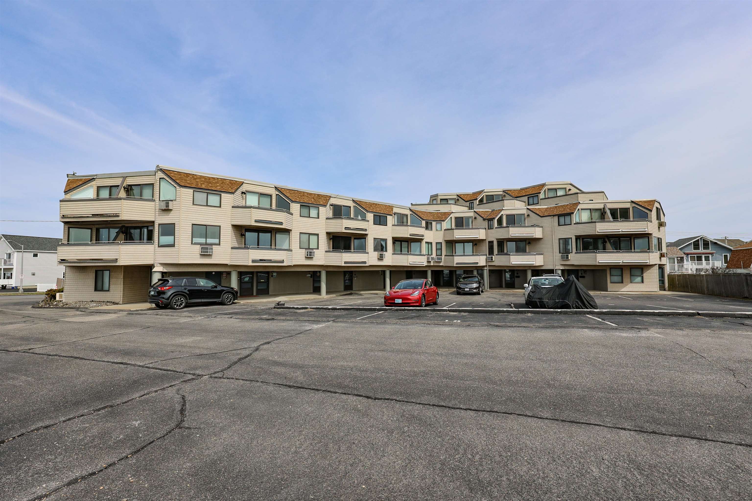 504 Ocean Boulevard, Unit 9 Hampton, NH 03842 - Photo 2 of 40