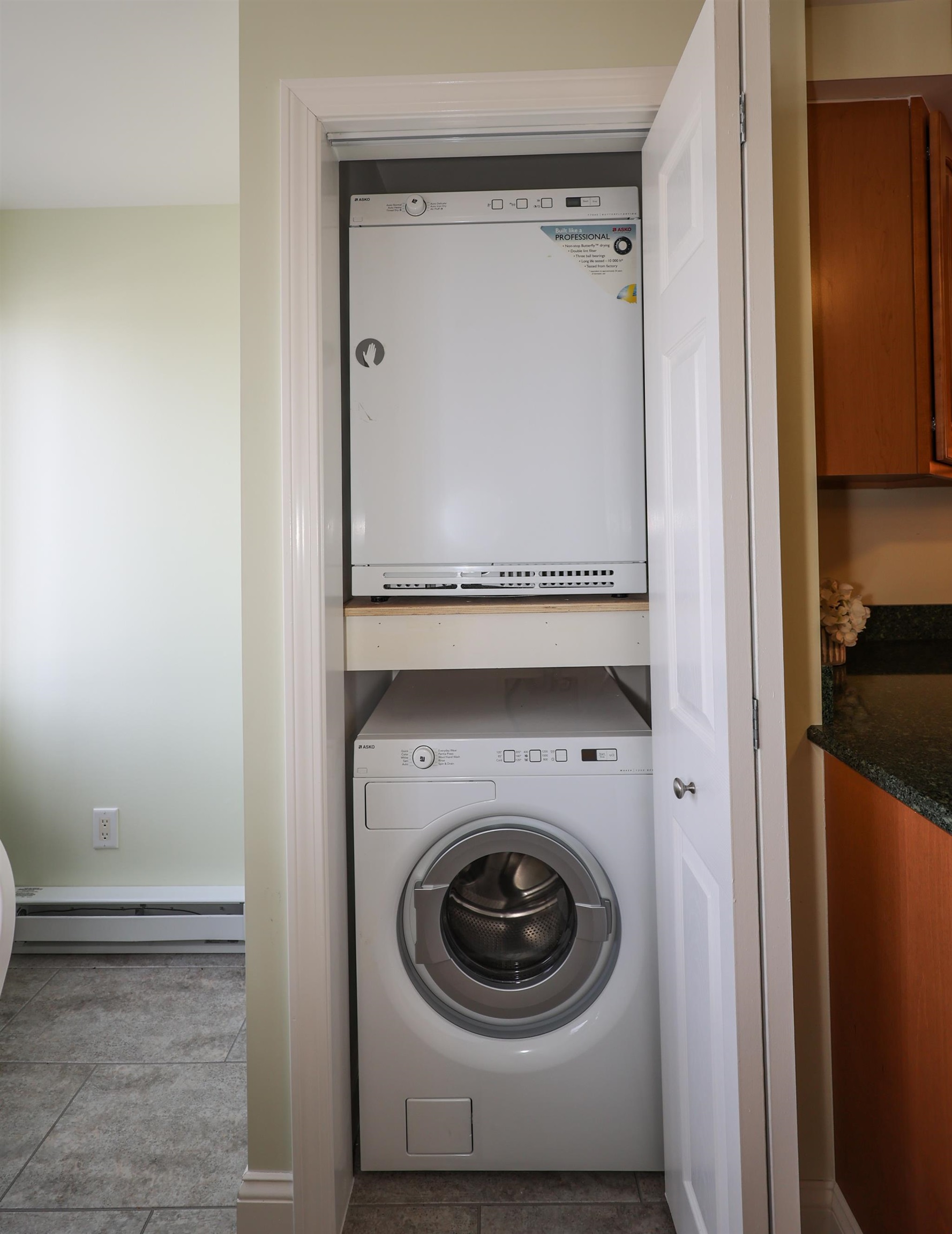 504 Ocean Boulevard, Unit 9 Hampton, NH 03842 - Photo 35 of 40