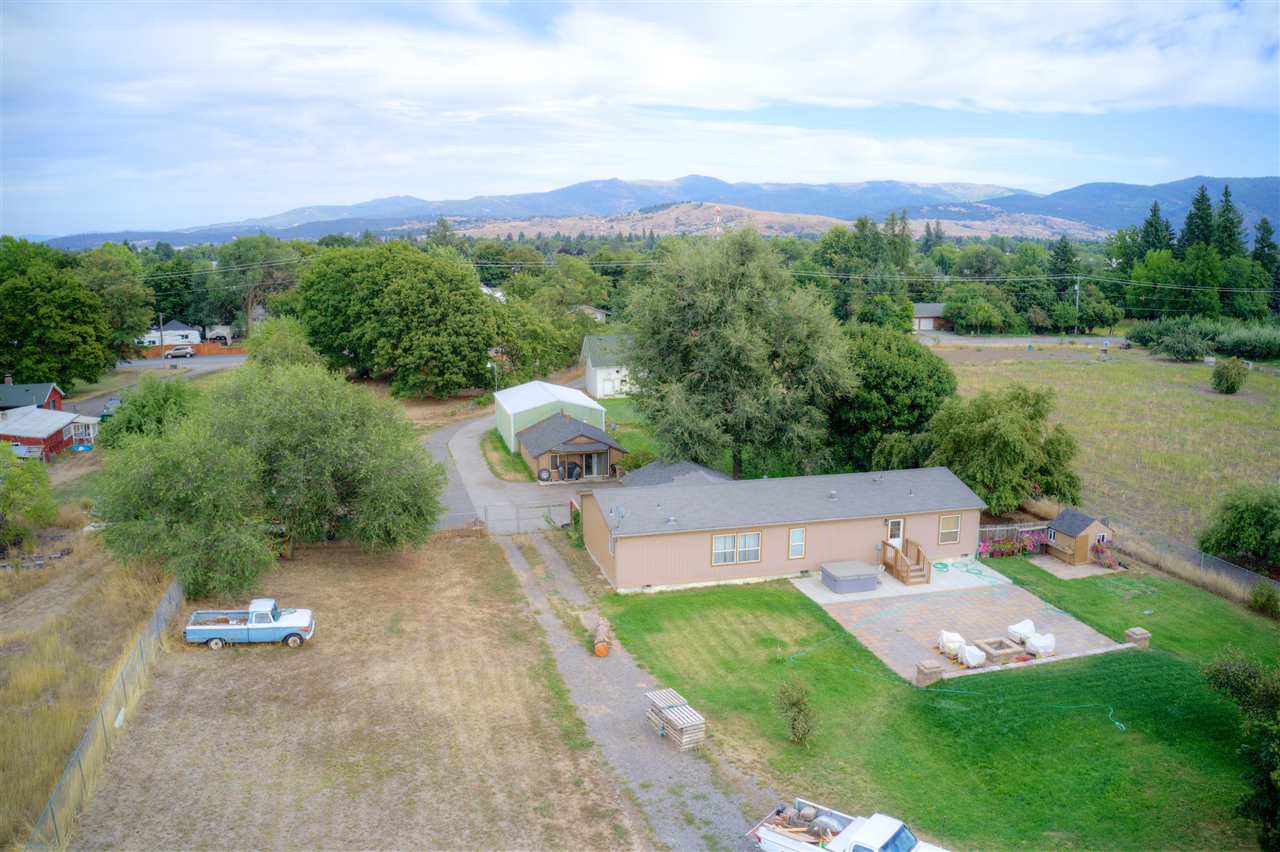 623 North Flora Road Spokane Valley, WA 99037 - Photo 3 of 20