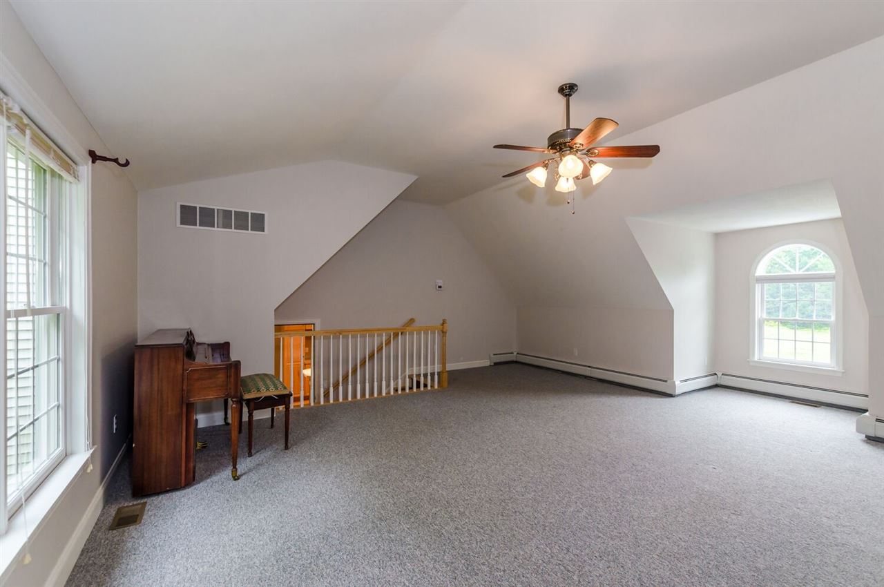 21 Seaverns Bridge Road Merrimack, NH 03054 - Photo 15 of 32 Gallery Image 15