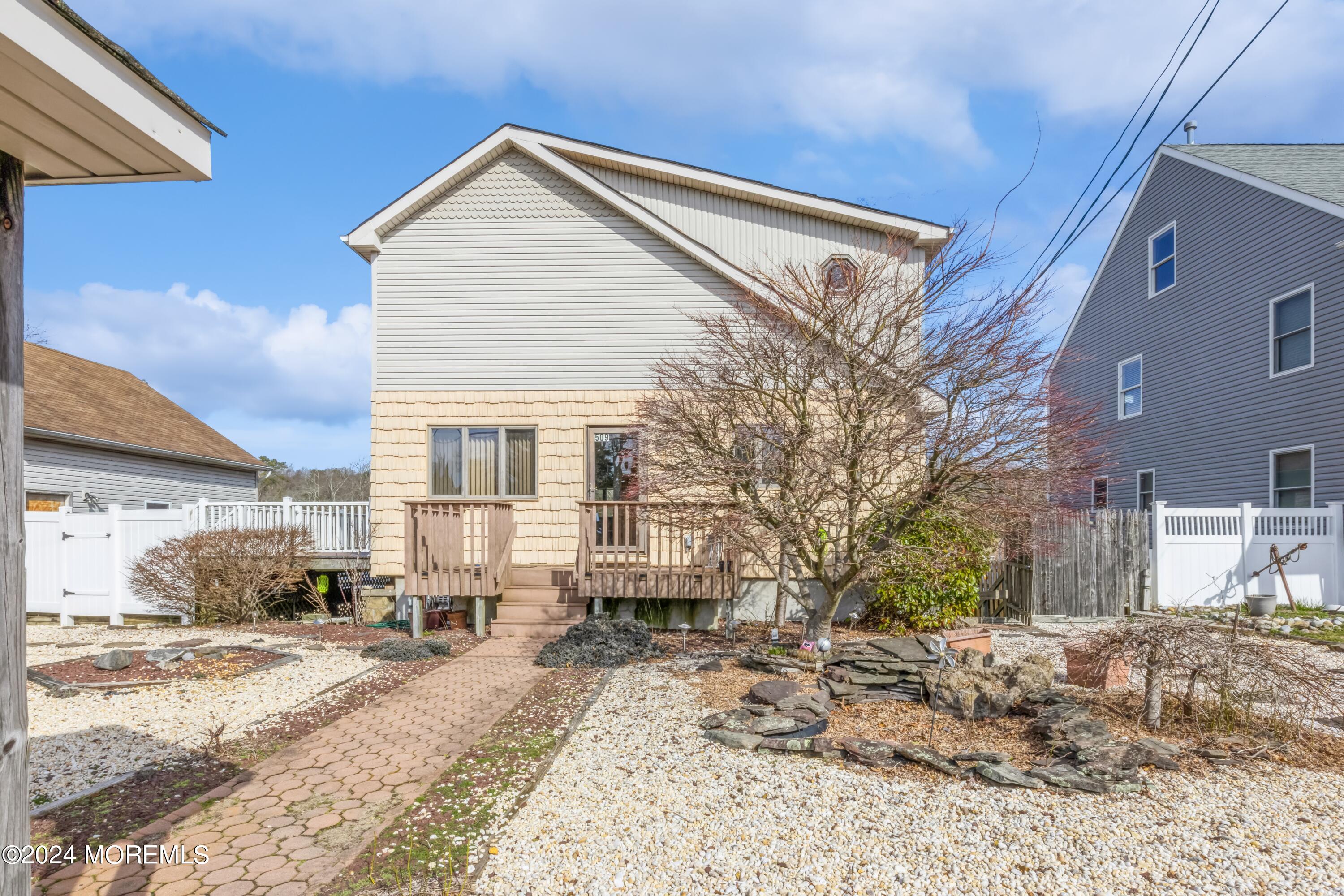 509 Riverside Drive Bayville, NJ 08721 - Photo 3 of 35 3