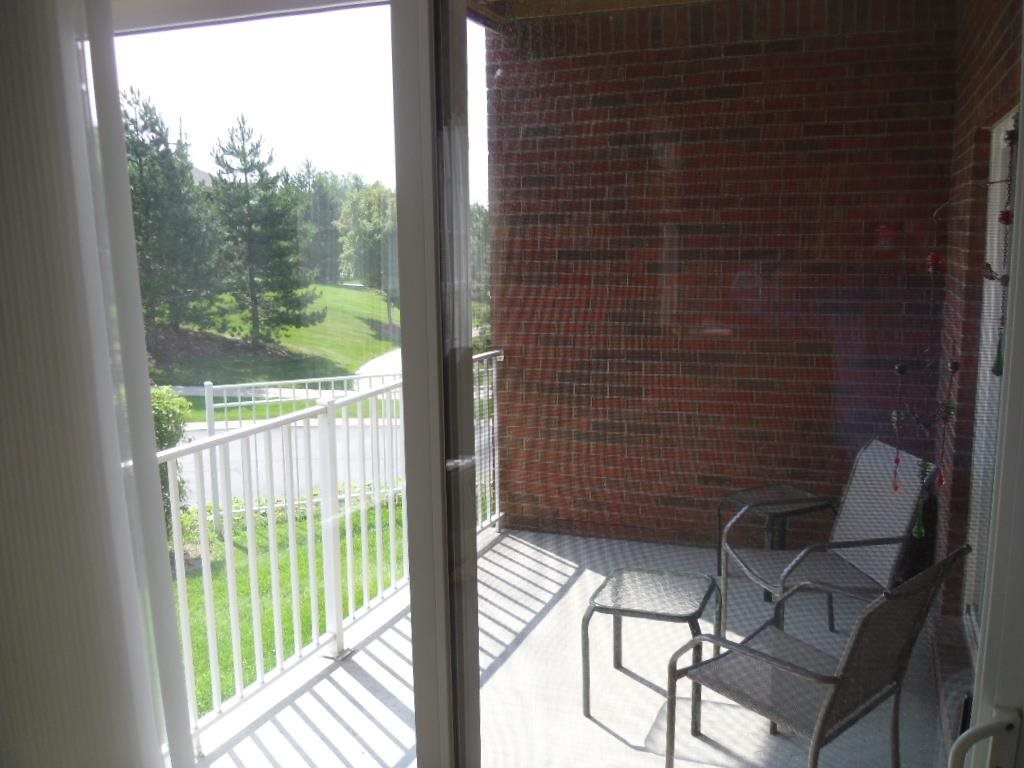 1841 Flagstone Circle Rochester, MI 48307 - Photo 17 of 28 31206071-16.JPG