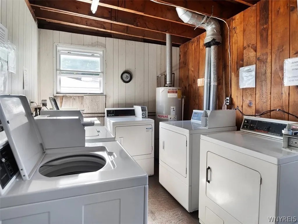 7945 Lake Road Sodus, NY 14555 - Photo 17 of 27