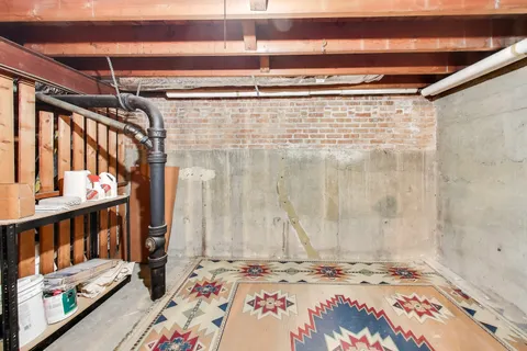 $229,000 | 1039 Randolph Street, Unit 1W, Oak Park, IL 60302