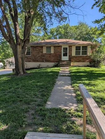 $220,000 | 712 Northeast 113th Terrace, Kansas City, MO 64155