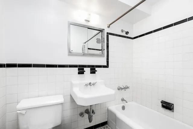 $440,000 | 415 East 85th Street, Unit 1A | Upper East Side