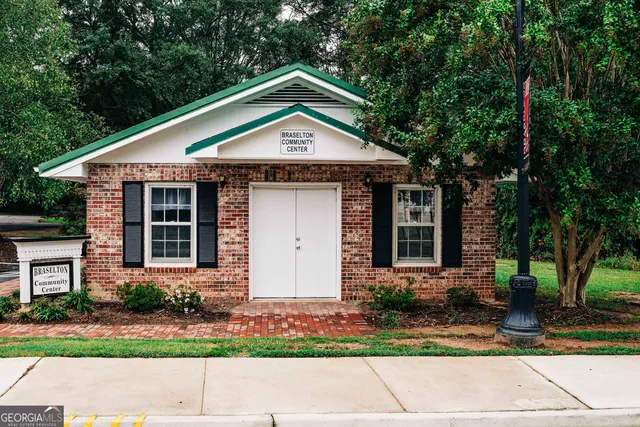 $563,405 | 165 Brandle Rose Way, Unit 103A, Hoschton, GA 30548