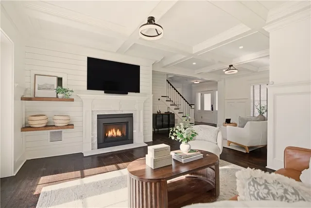 $3,300,000 | 5 Dresser Street, Newport, RI 02840