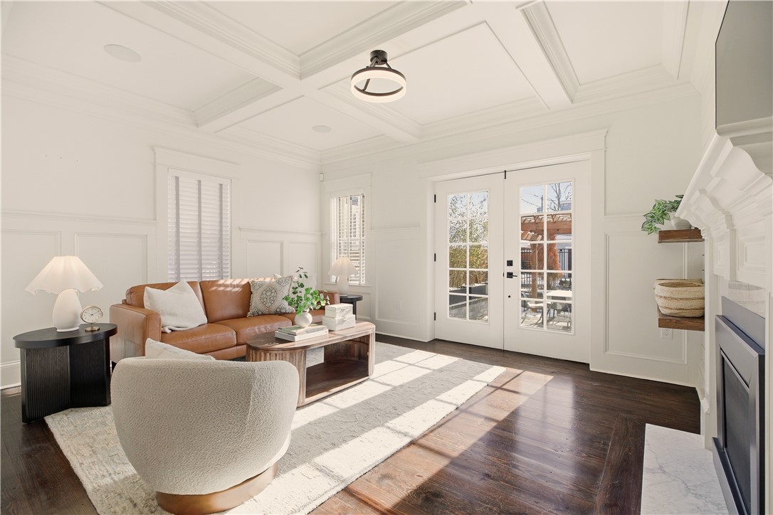 5 Dresser Street Newport, RI 02840 - Photo 4 of 50