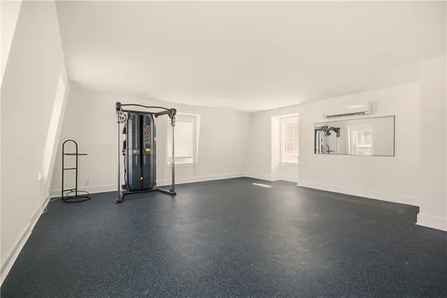 $3,300,000 | 5 Dresser Street, Newport, RI 02840