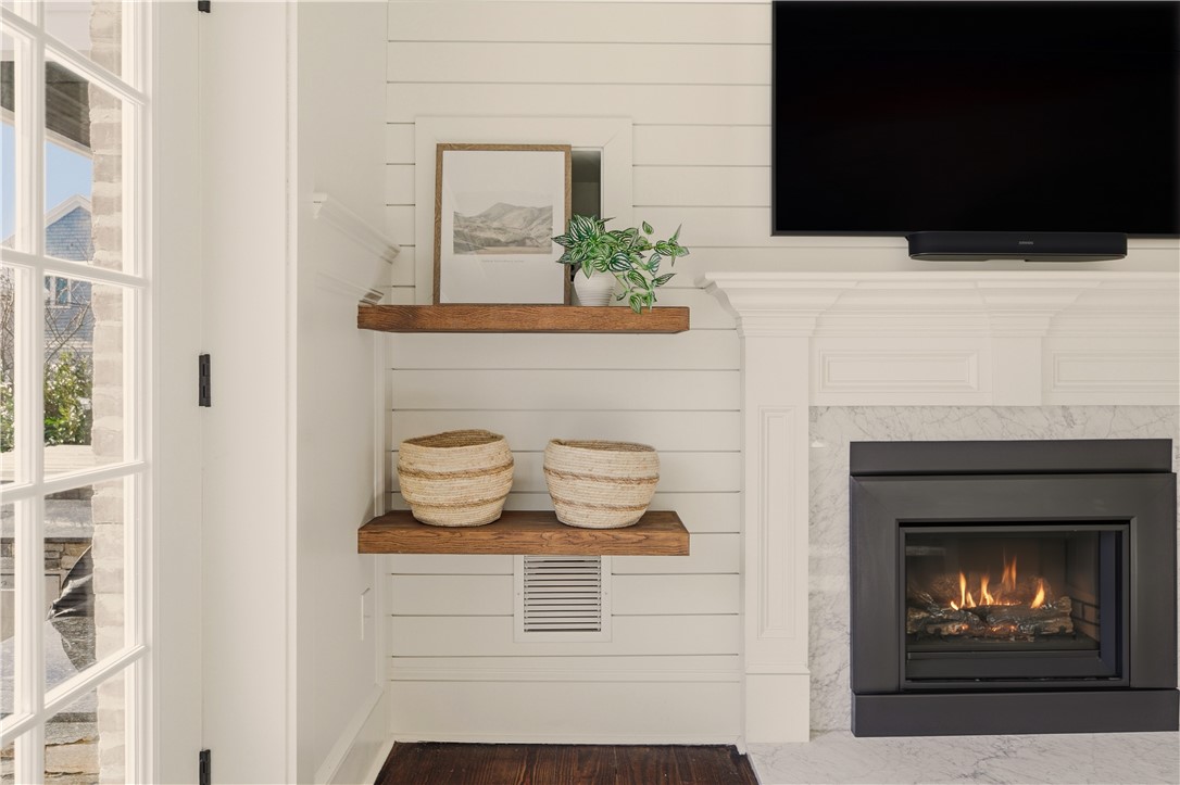 5 Dresser Street Newport, RI 02840 - Photo 5 of 50