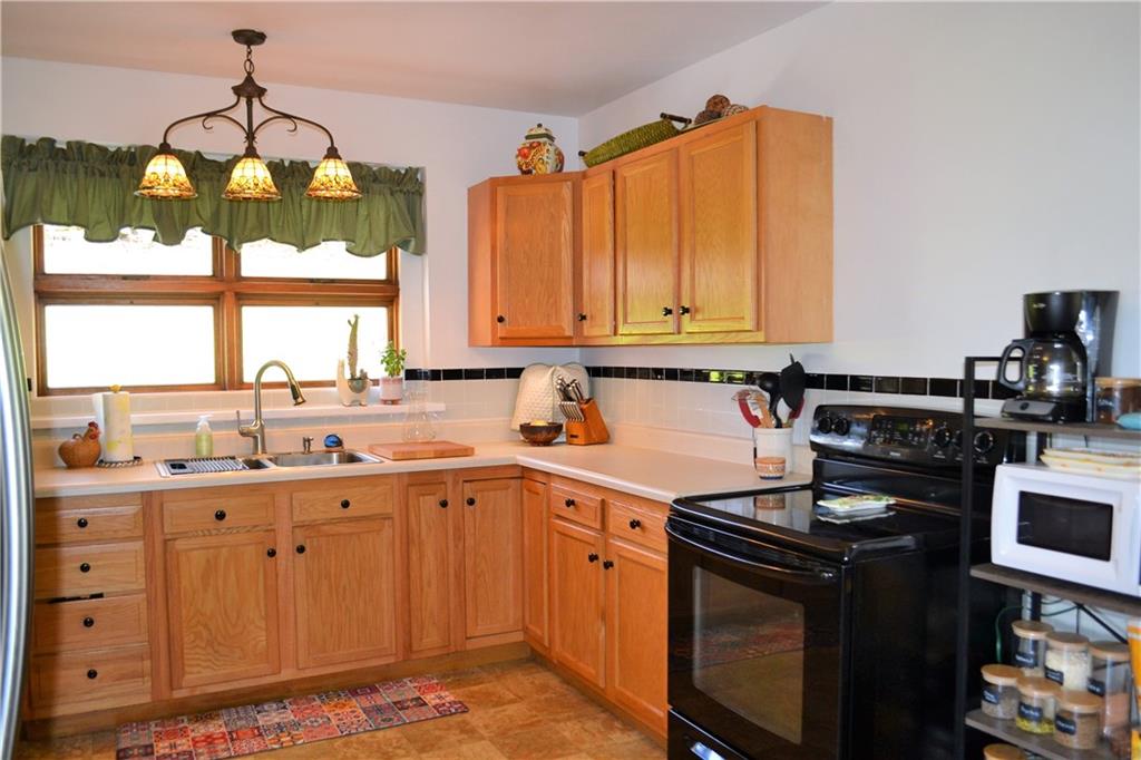 301 West Main Street Rural Valley, PA 16249 - Photo 4 of 19