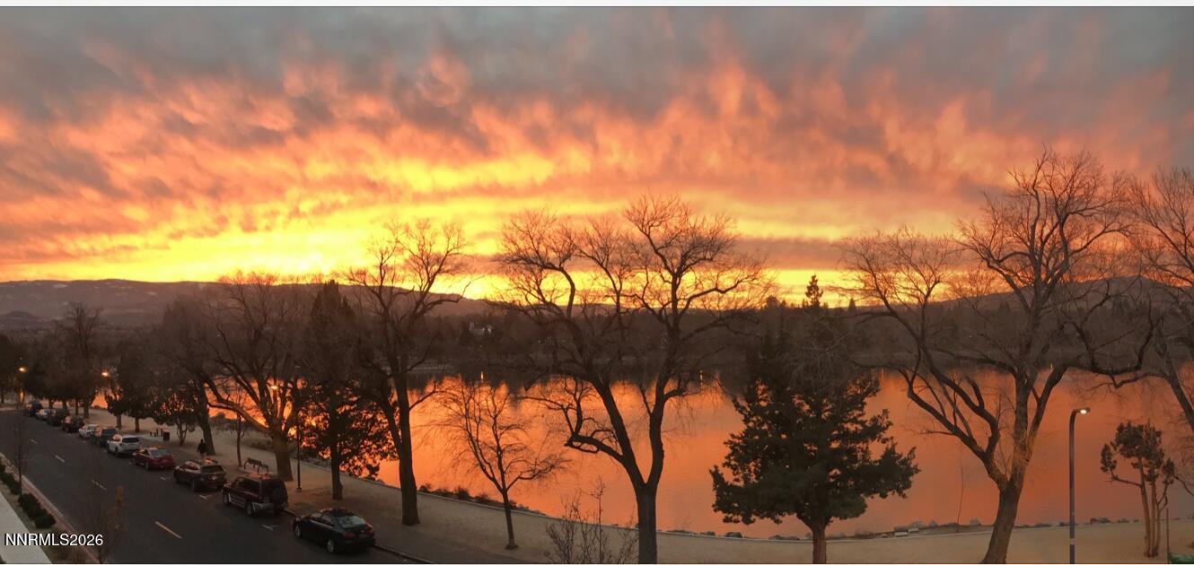 3012 Eastshore Place Reno, NV 89509 - Photo 3 of 32 da4b1757-bf81-4614-bbe5-29a7e865beaf