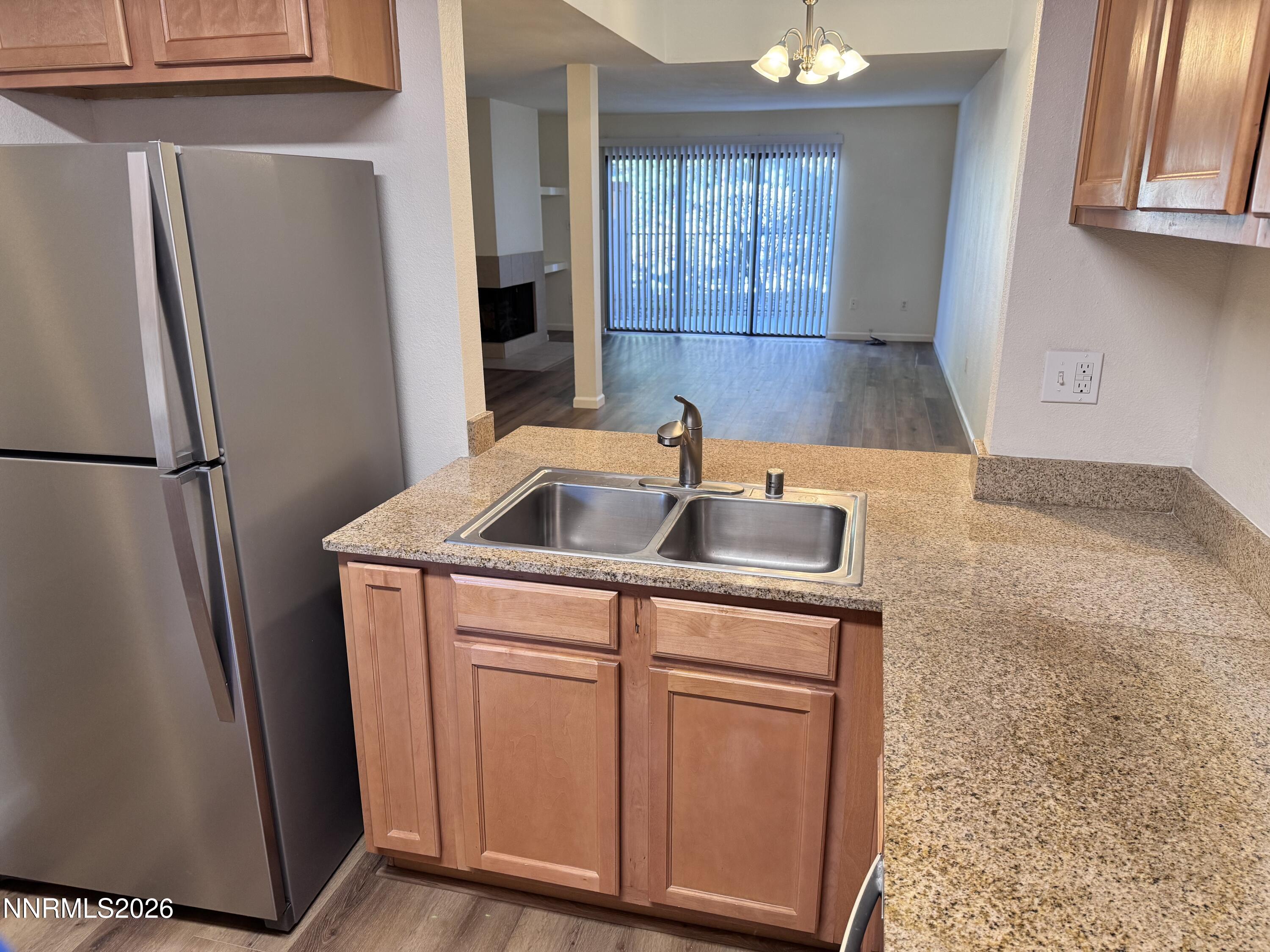 3012 Eastshore Place Reno, NV 89509 - Photo 5 of 32 Kitchedn pass thru living room
