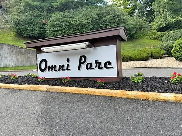 $424,988 | 66 Omni Parc Drive, Nanuet, NY 10954