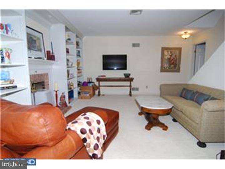 6 Pine Tree Court Reading, PA 19607 - Photo 3 of 21 Gallery Image 3