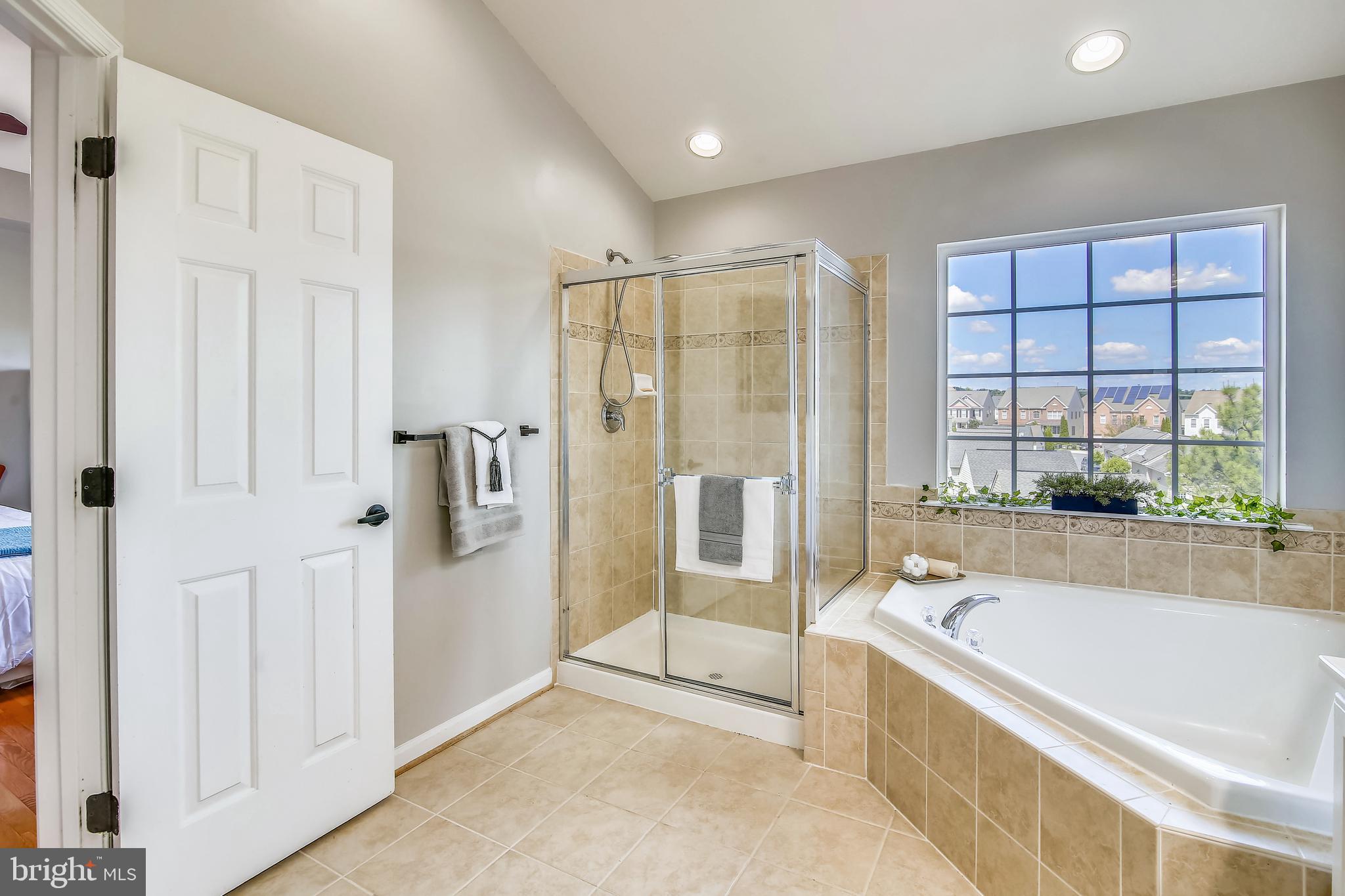 23027 Birch Mead Road Clarksburg, MD 20871 - Photo 27 of 71 Generously sized Master Bathroom