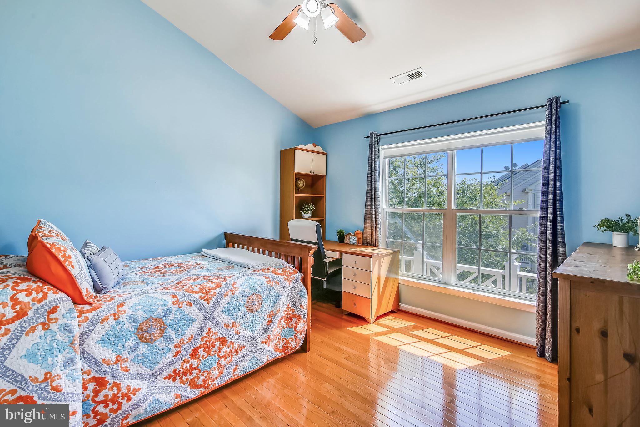 23027 Birch Mead Road Clarksburg, MD 20871 - Photo 29 of 71 Bedroom 2