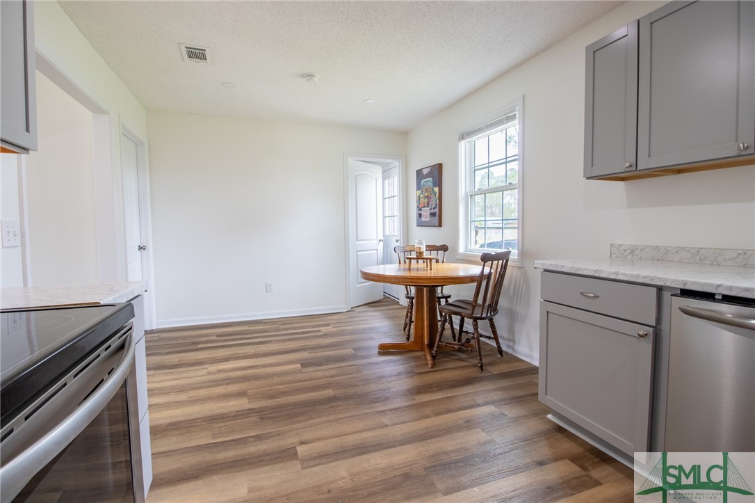 140 Glenn Bryant Road Hinesville, GA 31313 - Photo 9 of 47