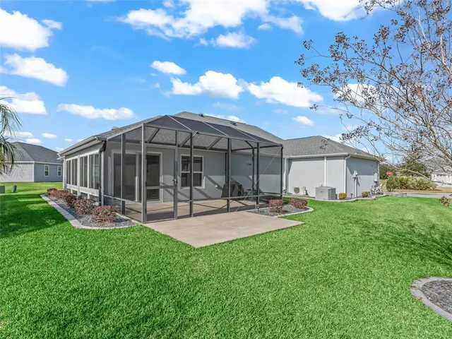 $799,900 | 5885 Flint Loop, The Villages, FL 34762