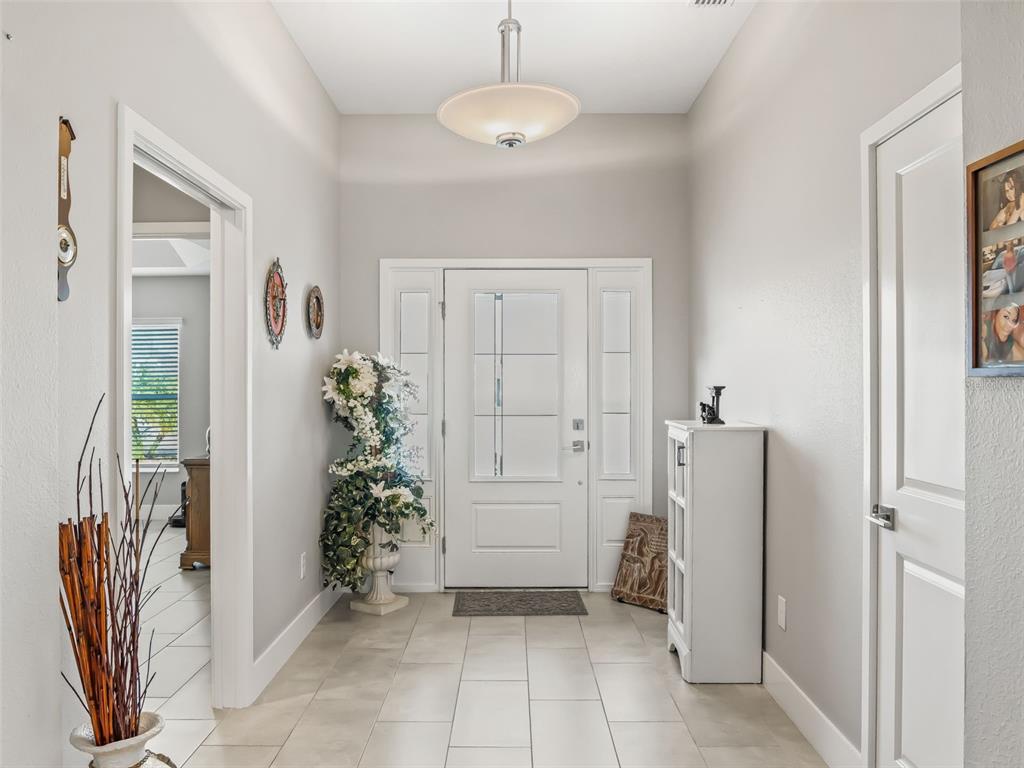 5885 Flint Loop The Villages, FL 34762 - Photo 8 of 68