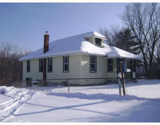 464 Harbor Road New Castle, PA 16101 - Photo 1 of 1 Exterior Front.