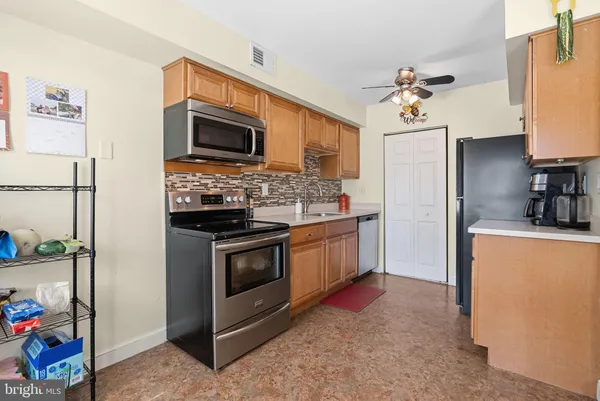 $2,200 | 628 Lancaster Court, Downingtown, PA 19335