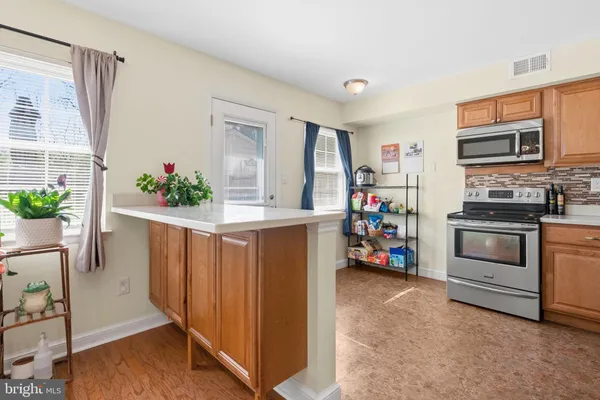 $2,200 | 628 Lancaster Court, Downingtown, PA 19335
