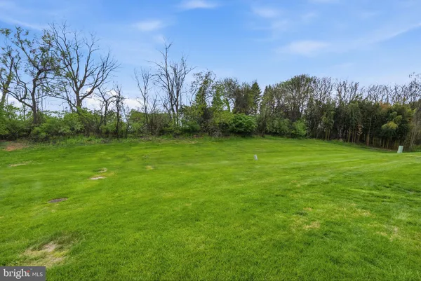 $2,200 | 628 Lancaster Court, Downingtown, PA 19335