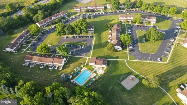 $2,200 | 628 Lancaster Court, Downingtown, PA 19335