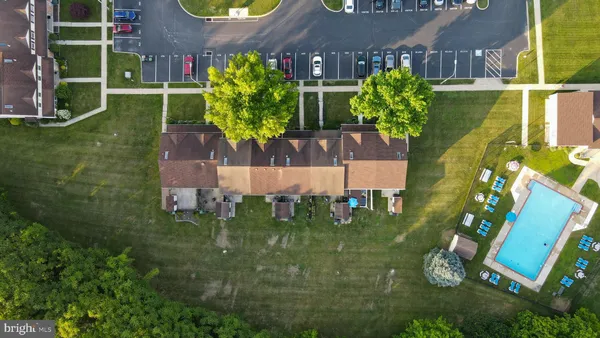 $2,200 | 628 Lancaster Court, Downingtown, PA 19335