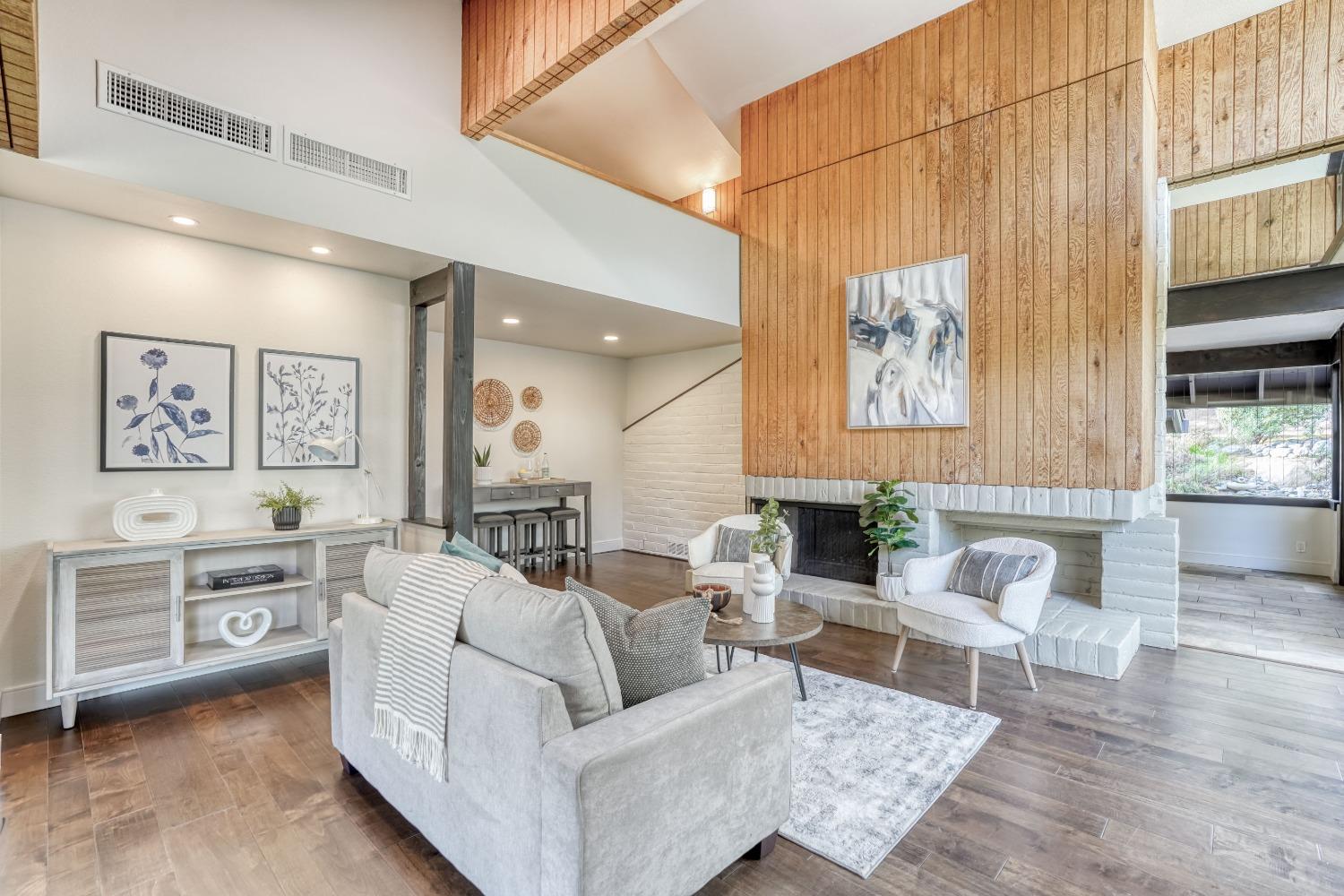 19425 Tollhouse Road Clovis, CA 93619 - Photo 12 of 92 Gallery Image 12