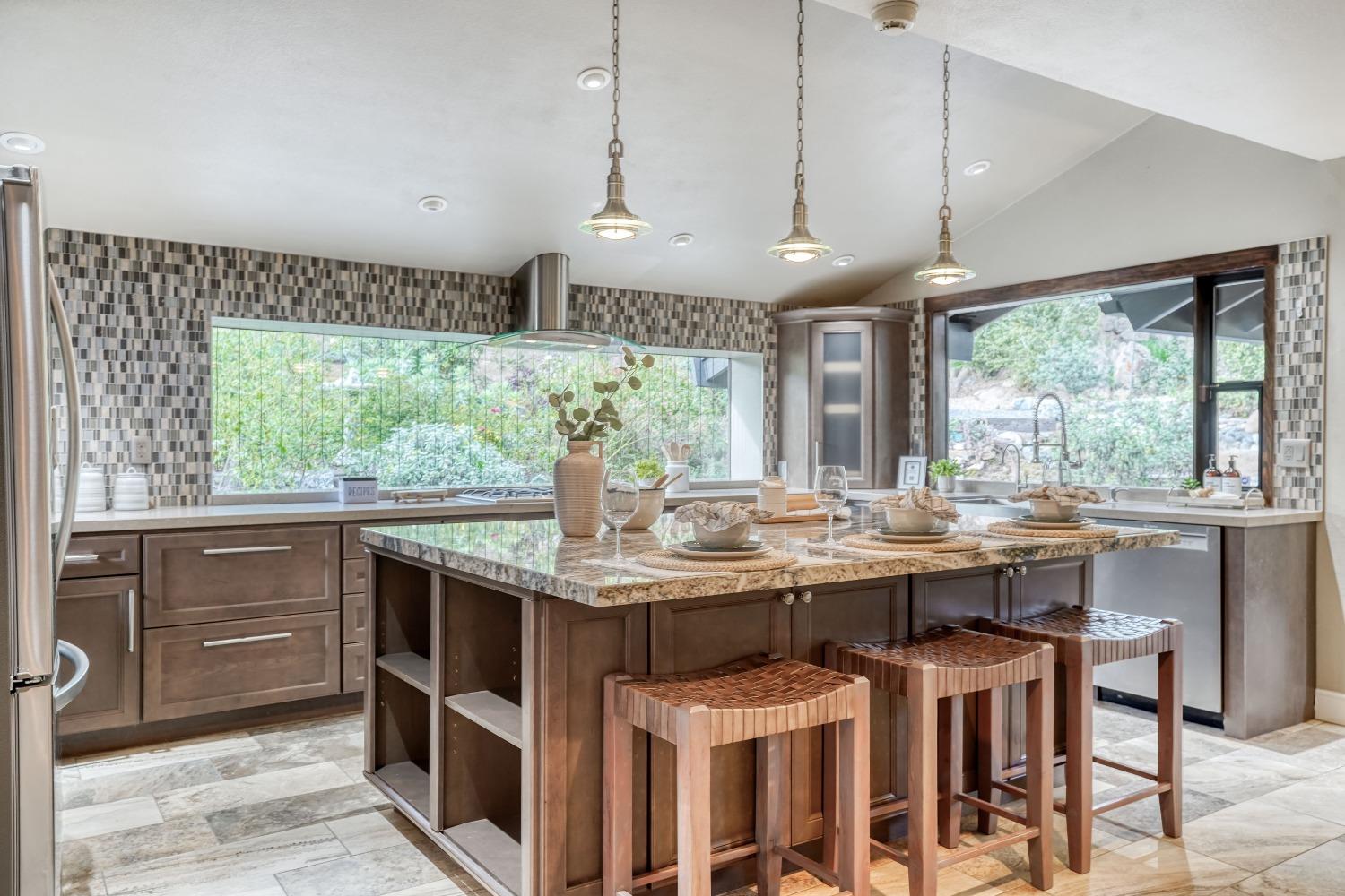 19425 Tollhouse Road Clovis, CA 93619 - Photo 23 of 92 Gallery Image 23