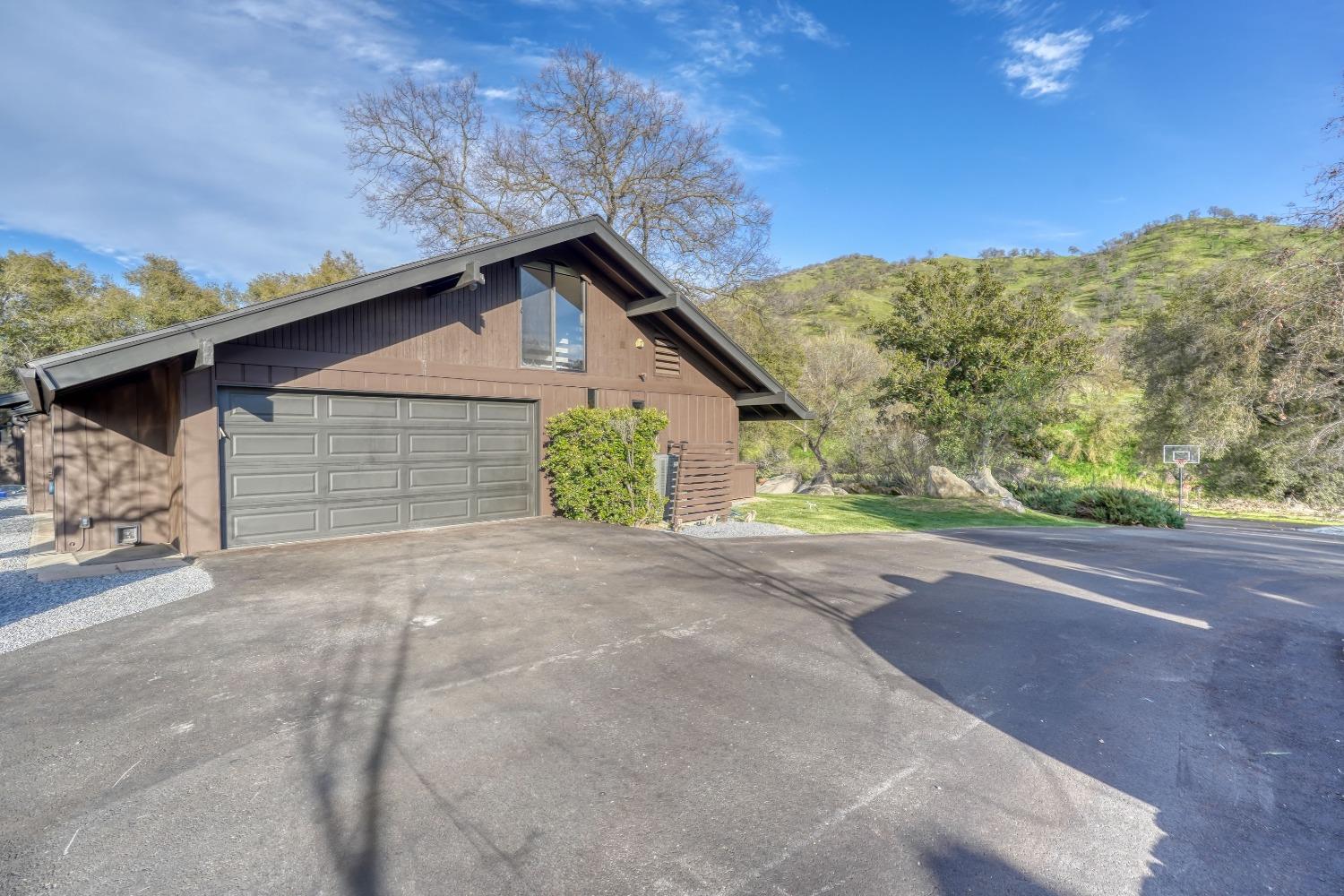 19425 Tollhouse Road Clovis, CA 93619 - Photo 66 of 92 Gallery Image 66