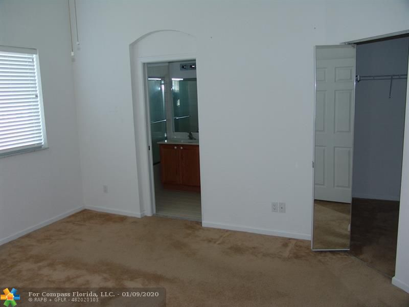 3071 Laurel Ridge Circle, Unit 3071 Riviera Beach, FL 33404 - Photo 13 of 26