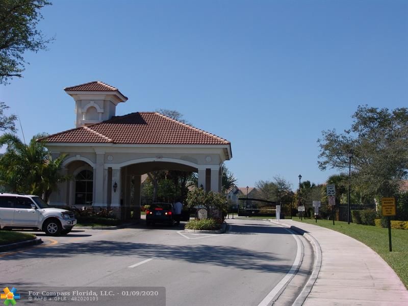 3071 Laurel Ridge Circle, Unit 3071 Riviera Beach, FL 33404 - Photo 22 of 26